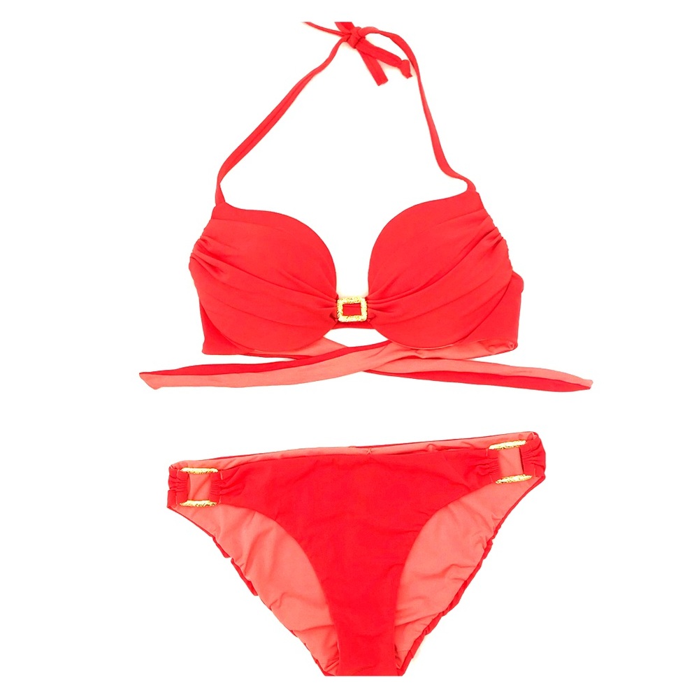 A. Che bikini - New without tags.